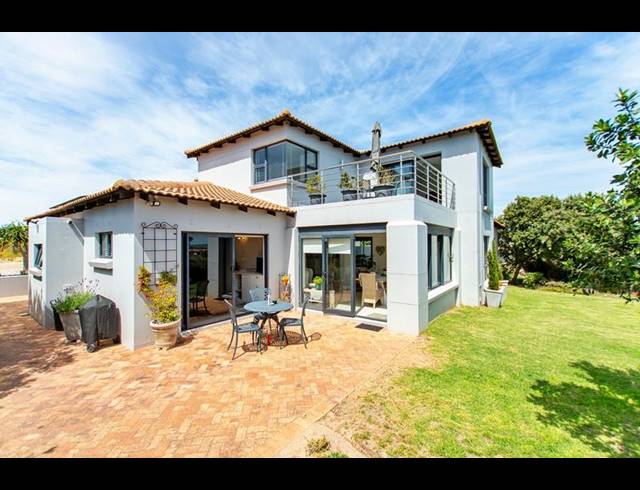 3 BEDROOM HOUSE FOR SALE IN LANGEBAAN COUNTRY ESTATE